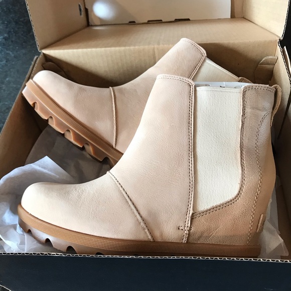 New Sorel Joan of Arctic Chelsea Wedge Lux Booties - Picture 11 of 16